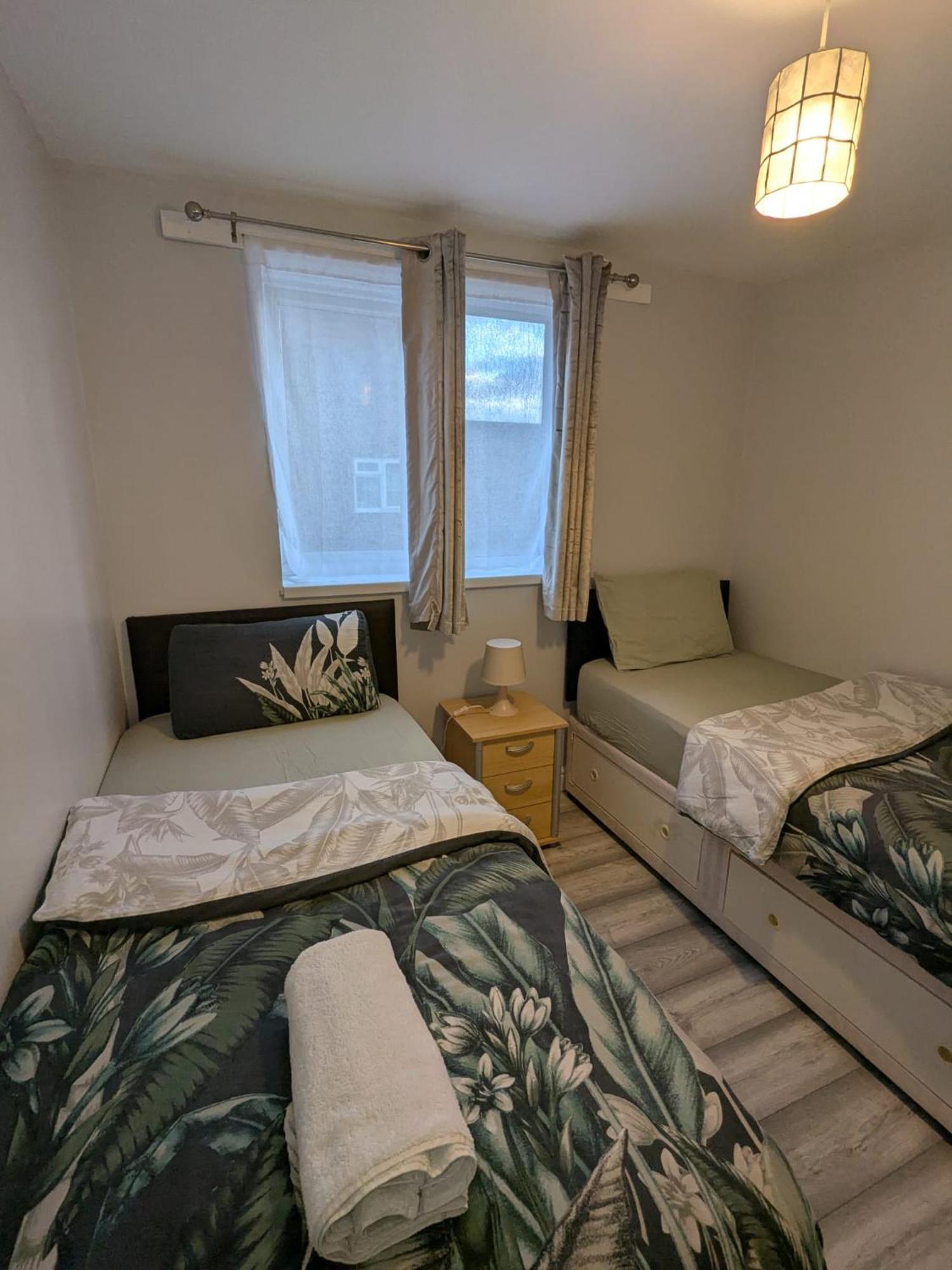 A&A Apartment Basildon Nevendon Kültér fotó