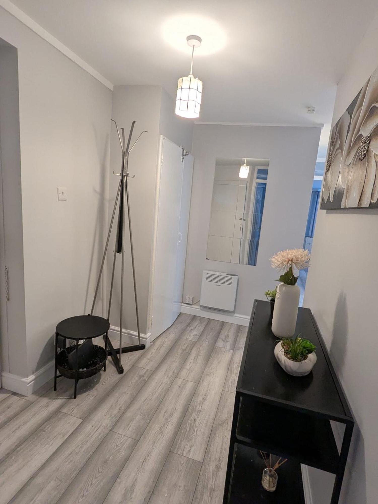 A&A Apartment Basildon Nevendon Kültér fotó